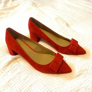 Ann Taylor red kitten heel pumps size 8.5 NEW